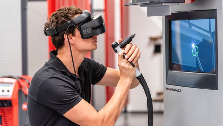 يقدم اللحام الافتراضي تجربة لحام واقعية للتدريب المهني