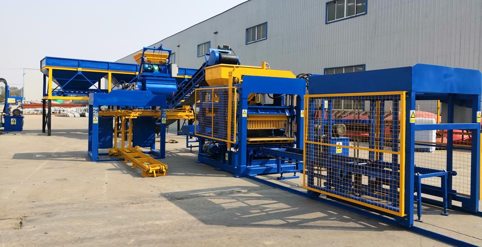 كل شيء عن آلات تصنيع بلوك الخرسانة