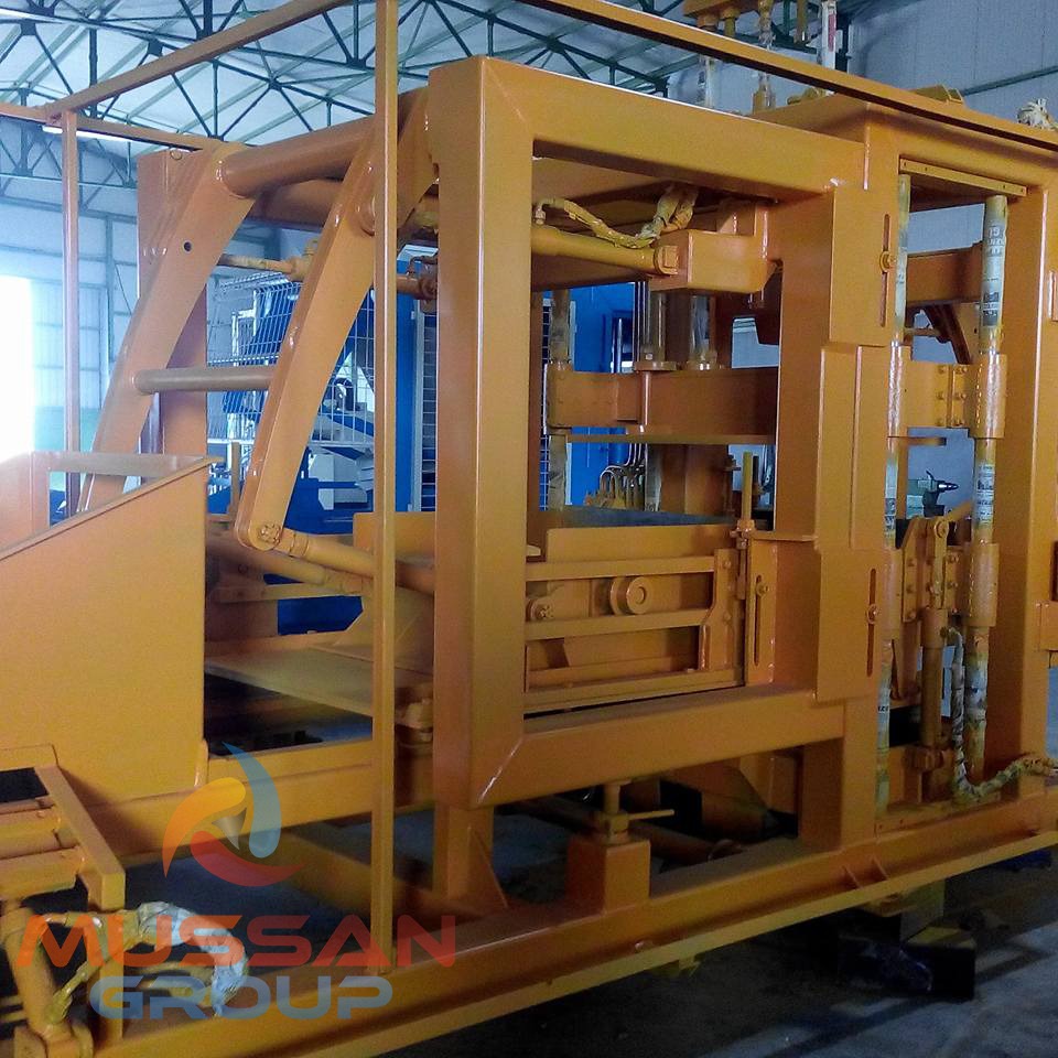 ماكينة ضغط بلوك متنقلة