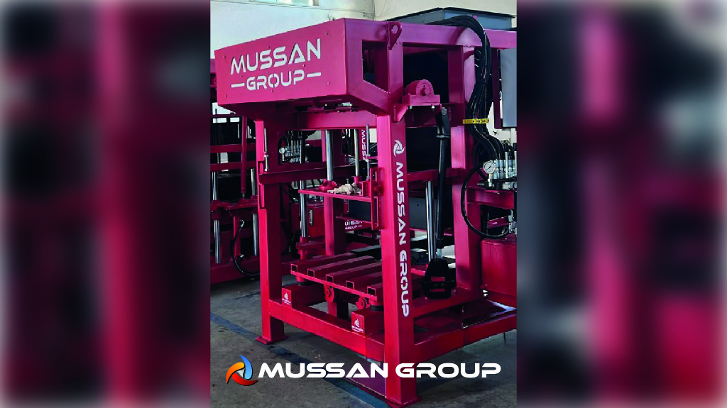   ماكينة البلوك نصف الأوتوماتيكية-ساحل العاج MG 4.1